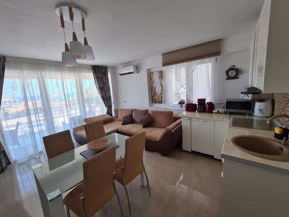 Appartement Briza Pe Promenada à Năvodari Extérieur photo