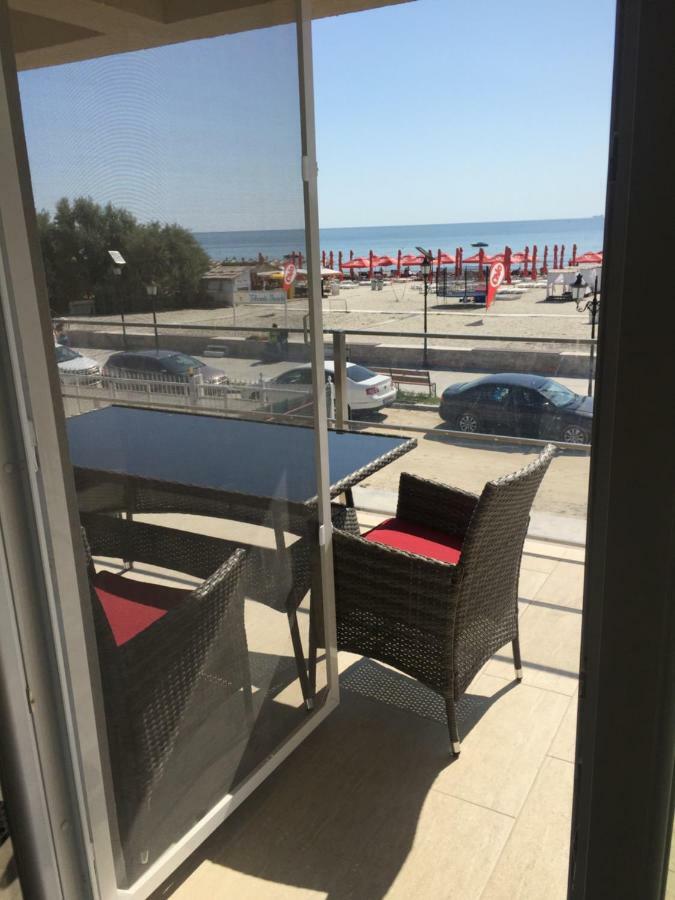 Appartement Briza Pe Promenada à Năvodari Extérieur photo